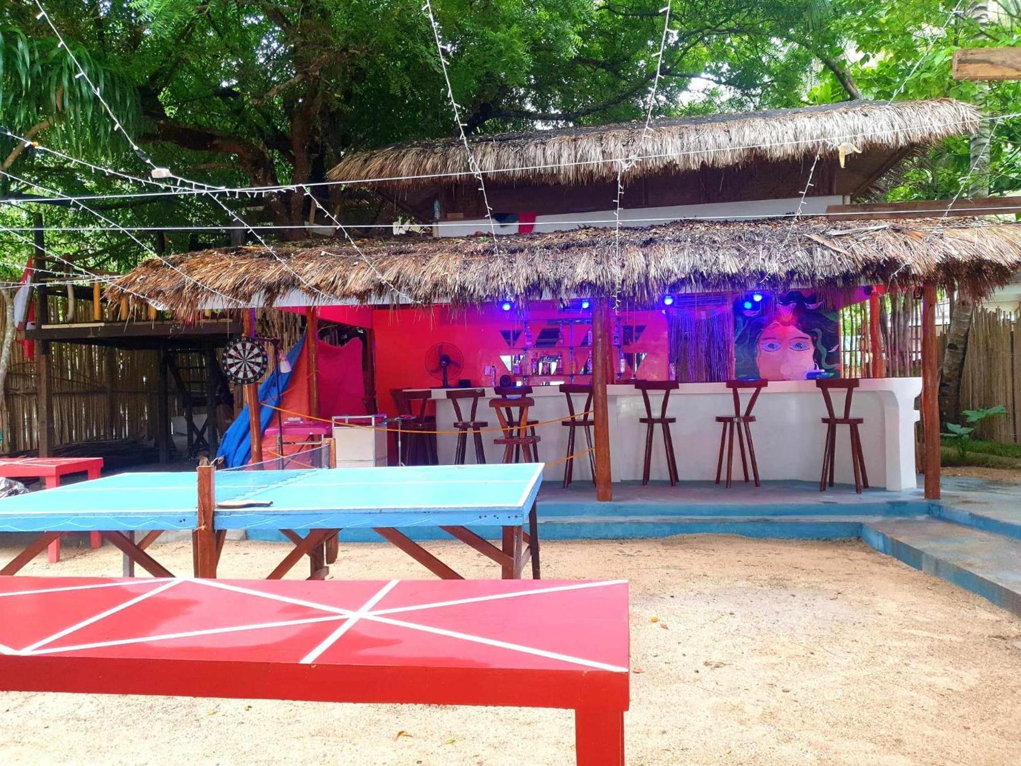 Oia Beach Hostel - Эль-Нидо Экстерьер фото